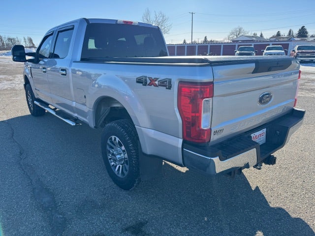 2017 Ford Super Duty F-250 SRW Lariat