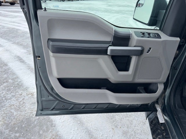 2015 Ford F-150 XLT w/HD Payload Pkg