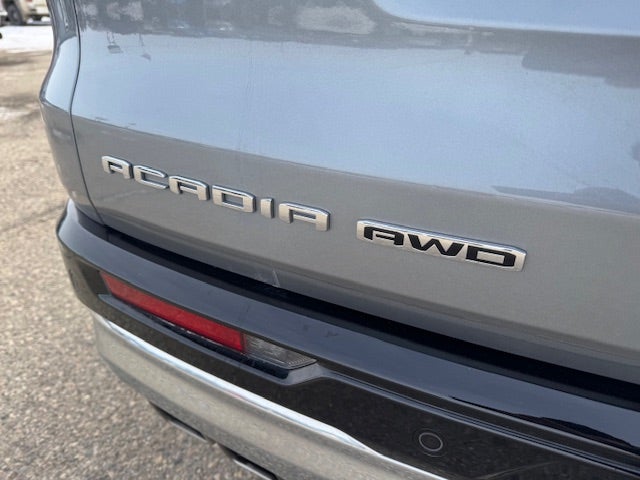 2024 GMC Acadia Denali