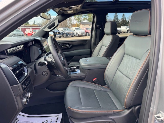 2025 GMC Yukon XL AT4