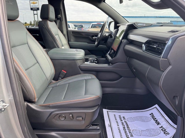 2025 GMC Yukon XL AT4