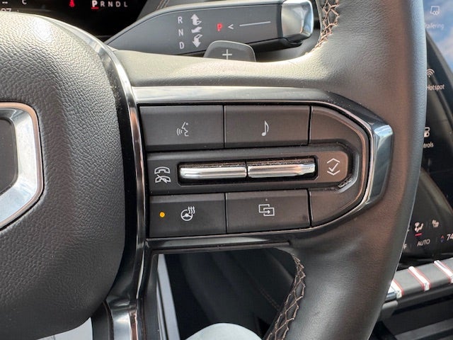 2025 GMC Yukon XL AT4