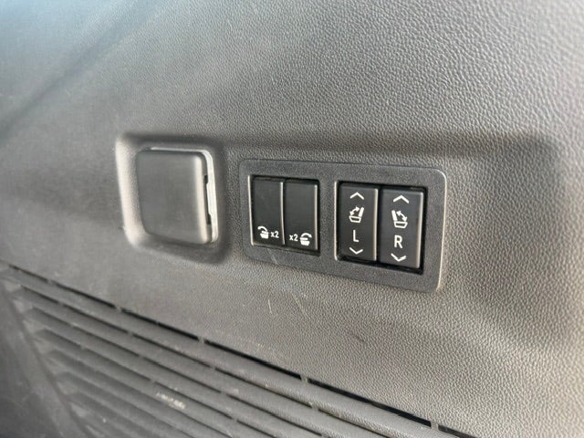 2021 Chevrolet Suburban RST