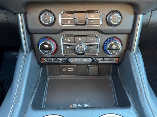 2022 Chevrolet Suburban Premier