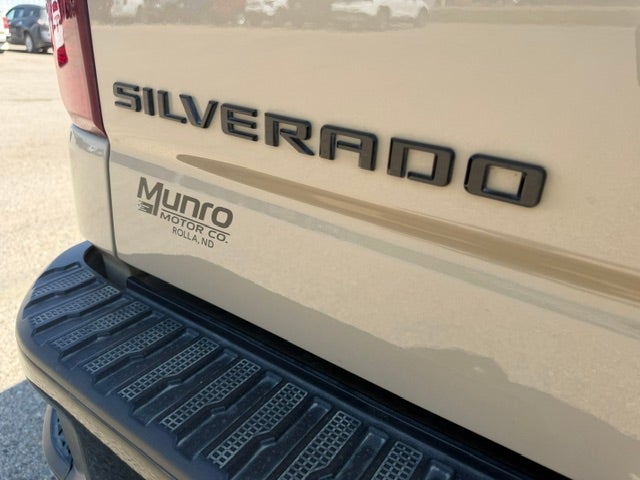 2022 Chevrolet Silverado 1500 Custom Trail Boss