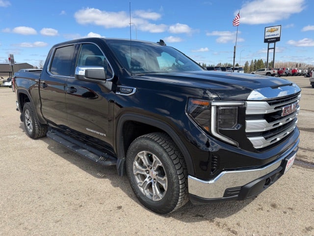 2023 GMC Sierra 4WD Crew Cab Short Box SLE's photo