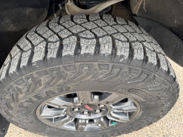 2024 GMC Sierra 1500 AT4X