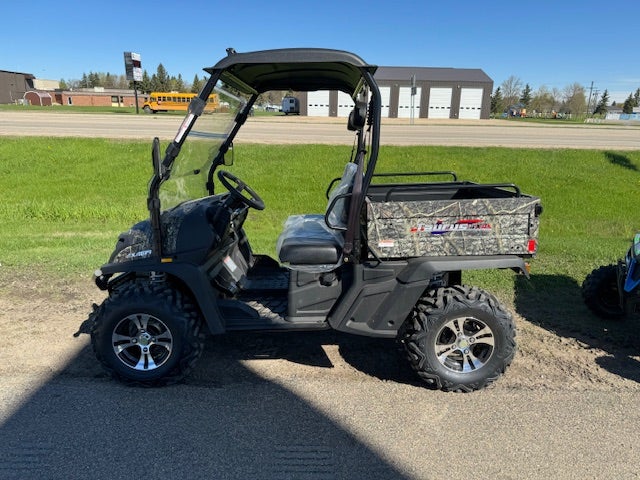 2024 TRAILMASTR TAURUS Base